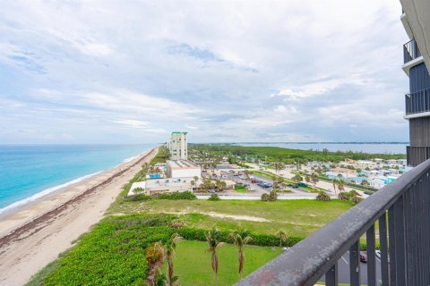 Copropriété à vendre à Jensen Beach, Floride: 3 chambres, 159.42 m2 № 2078386 - photo 17