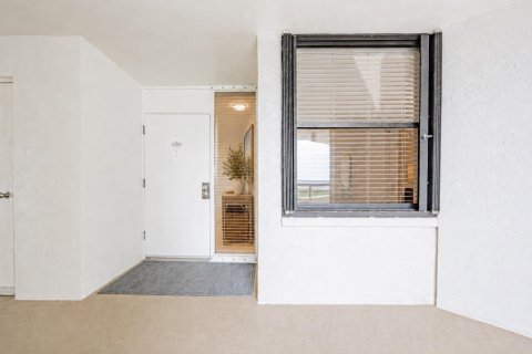 Copropriété à vendre à Jensen Beach, Floride: 3 chambres, 159.42 m2 № 2078386 - photo 9