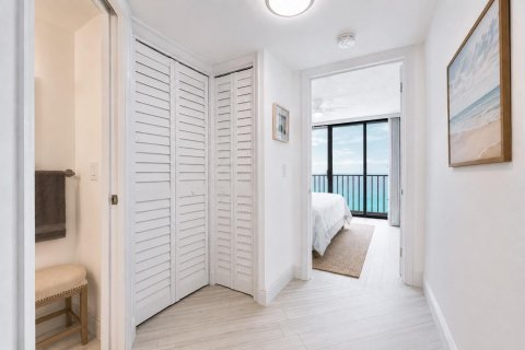 Copropriété à vendre à Jensen Beach, Floride: 3 chambres, 159.42 m2 № 2078386 - photo 22