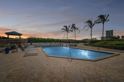 Copropriété à vendre à Jensen Beach, Floride: 3 chambres, 159.42 m2 № 2078386 - photo 29