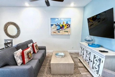 Adosado en venta en Kissimmee, Florida, 3 dormitorios, 143.53 m2 № 1831660 - foto 3