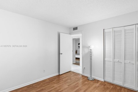 Touwnhouse à louer à Fort Lauderdale, Floride: 3 chambres, 118.45 m2 № 2024574 - photo 11