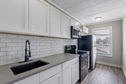 Apartamento en alquiler en Tampa, Florida, 1 habitación, 51.1 m2 № 1783031 - foto 9