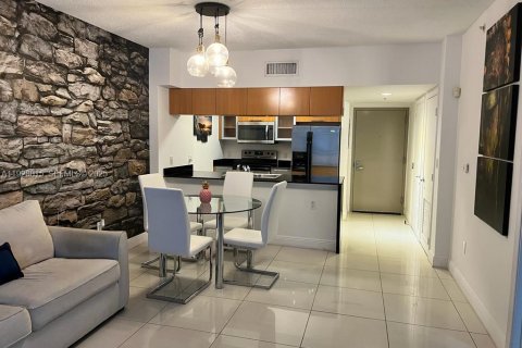 Copropriété à vendre à Miami, Floride: 1 chambre, 76.64 m2 № 1988253 - photo 3
