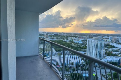 Copropriété à vendre à Miami, Floride: 1 chambre, 76.64 m2 № 1988253 - photo 10