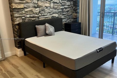 Copropriété à vendre à Miami, Floride: 1 chambre, 76.64 m2 № 1988253 - photo 12