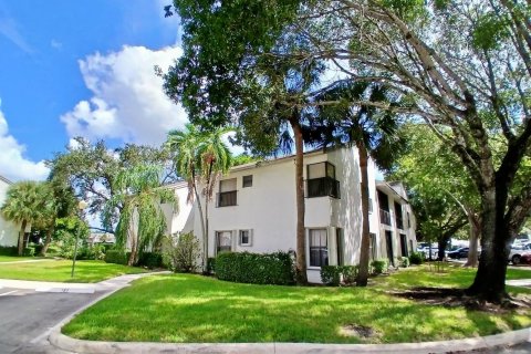 Copropriété à vendre à Coconut Creek, Floride: 3 chambres, 104.05 m2 № 2414356 - photo 28