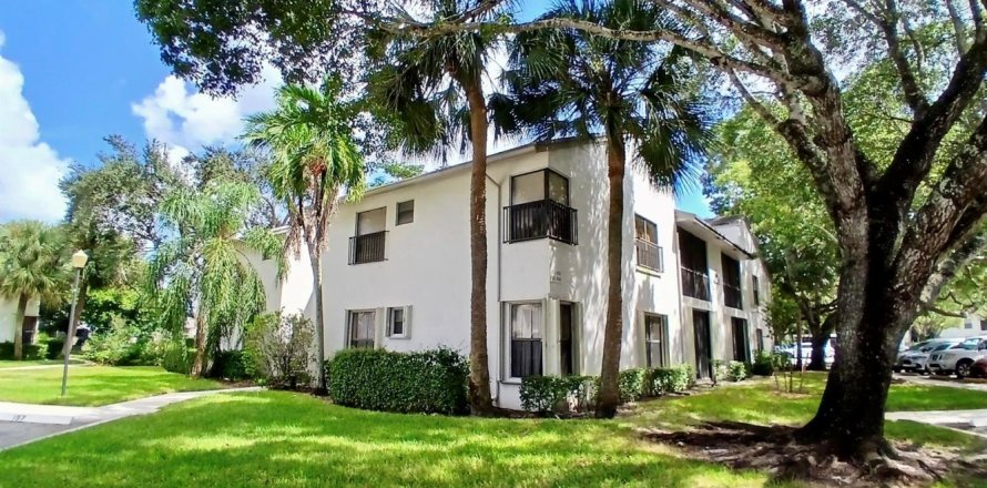 Condo à Coconut Creek, Floride, 3 chambres  № 2414356