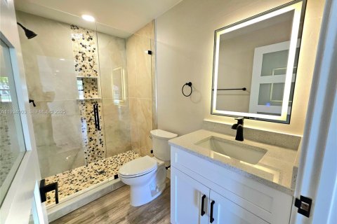 Купить виллу или дом в Форт Майерс, Флорида 2 спальни, 121.89м2, № 1992995 - фото 18