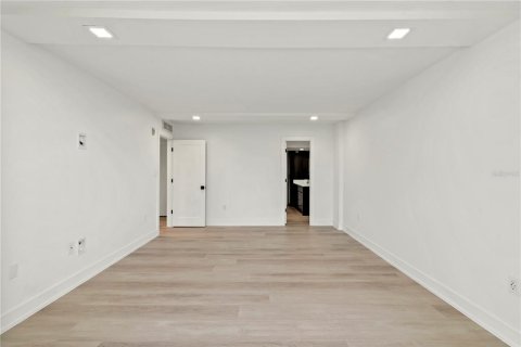 Copropriété à louer à Winter Park, Floride: 2 chambres, 130.06 m2 № 1626763 - photo 13