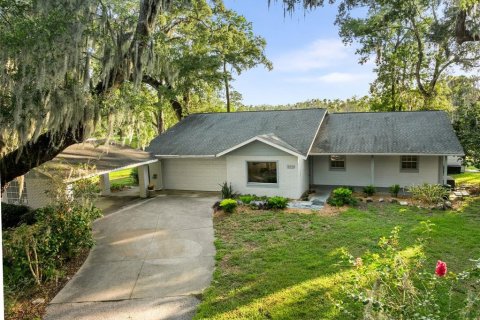 House in Crystal River, Florida 3 bedrooms, 257.9 sq.m. № 1792159 - photo 2