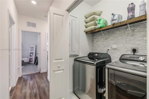 Купить таунхаус в Хомстед, Флорида 3 спальни, 140.65м2, № 2031147 - фото 27