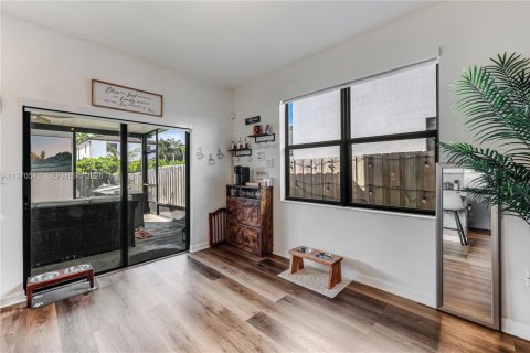 Купить таунхаус в Хомстед, Флорида 3 спальни, 140.65м2, № 2031147 - фото 9