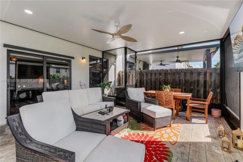 Купить таунхаус в Хомстед, Флорида 3 спальни, 140.65м2, № 2031147 - фото 30