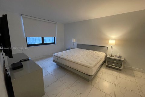 Copropriété à louer à Hollywood, Floride: 2 chambres, 115.2 m2 № 2184119 - photo 19