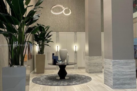 Condo à Hollywood, Floride, 2 chambres  № 2184119