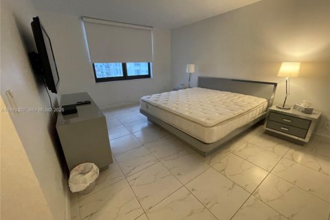 Copropriété à louer à Hollywood, Floride: 2 chambres, 115.2 m2 № 2184119 - photo 16