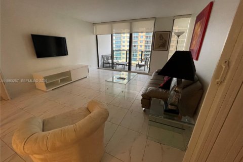 Copropriété à louer à Hollywood, Floride: 2 chambres, 115.2 m2 № 2184119 - photo 24