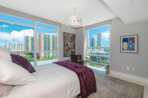 Condominio en venta en Sunny Isles Beach, Florida, 3 dormitorios, 156.73 m2 № 1977630 - foto 22