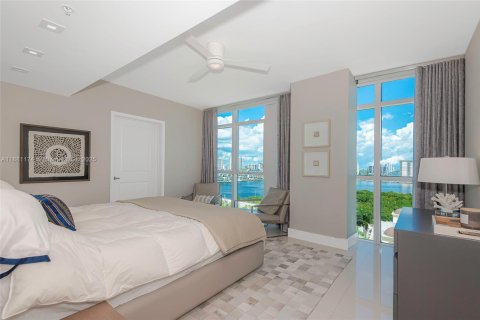 Condominio en venta en Sunny Isles Beach, Florida, 3 dormitorios, 156.73 m2 № 1977630 - foto 27