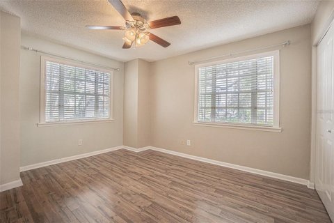 Condo in Tampa, Florida, 2 bedrooms  № 1819256 - photo 5