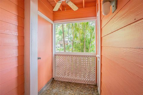 Condo in Tampa, Florida, 2 bedrooms  № 1819256 - photo 6