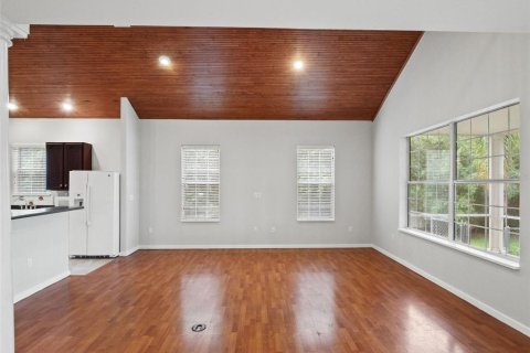 Villa ou maison à vendre à Mount Dora, Floride: 3 chambres, 210.7 m2 № 2429181 - photo 18