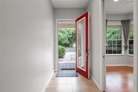 Villa ou maison à vendre à Mount Dora, Floride: 3 chambres, 210.7 m2 № 2429181 - photo 10