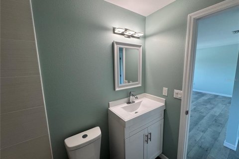 Condominio en venta en Venice, Florida, 2 dormitorios, 65.68 m2 № 2228299 - foto 8