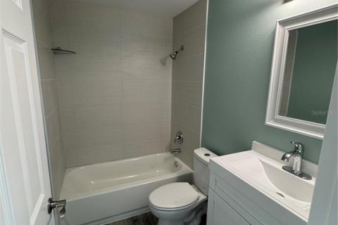 Condominio en venta en Venice, Florida, 2 dormitorios, 65.68 m2 № 2228299 - foto 11