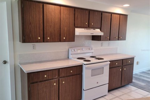 Casa en venta en Port Charlotte, Florida, 2 dormitorios, 144.93 m2 № 1612500 - foto 18