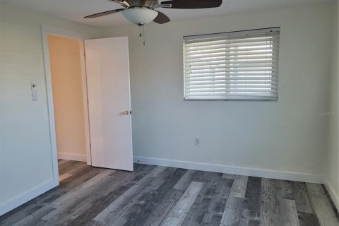 Casa en venta en Port Charlotte, Florida, 2 dormitorios, 144.93 m2 № 1612500 - foto 30