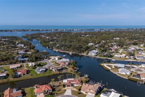 House in Englewood, Florida 3 bedrooms, 157.75 sq.m. № 1876395 - photo 27
