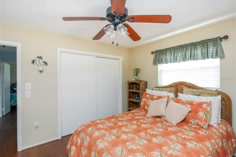 House in Englewood, Florida 3 bedrooms, 157.75 sq.m. № 1876395 - photo 15