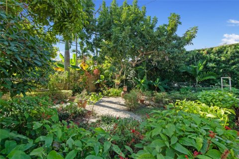 Casa en venta en Miami, Florida, 3 dormitorios, 114.46 m2 № 1985909 - foto 29