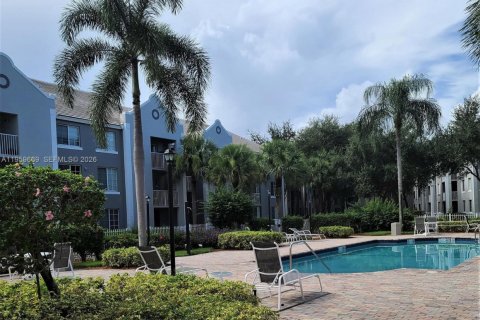 Condo in Pembroke Pines, Florida, 2 bedrooms № 2019821