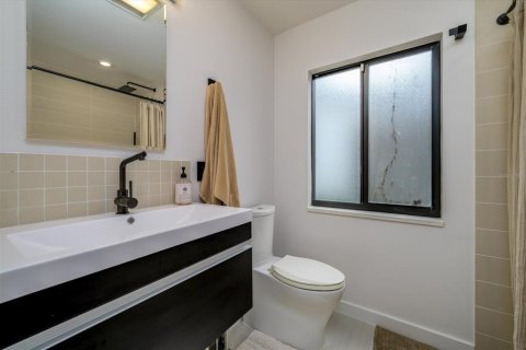 House in Wesley Chapel, Florida 3 bedrooms, 215.9 sq.m. № 1525513 - photo 19