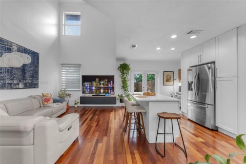 Touwnhouse à louer à Cutler Bay, Floride: 2 chambres, 106.28 m2 № 2056798 - photo 5