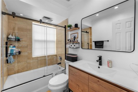 Touwnhouse à louer à Cutler Bay, Floride: 2 chambres, 106.28 m2 № 2056798 - photo 21