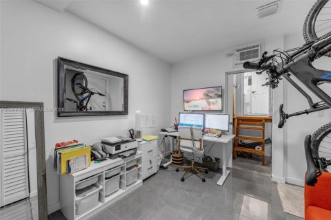 Touwnhouse à louer à Cutler Bay, Floride: 2 chambres, 106.28 m2 № 2056798 - photo 23