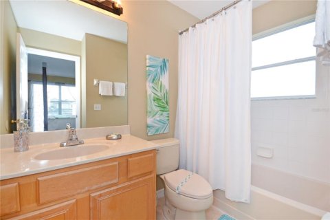 Casa en venta en Kissimmee, Florida, 7 dormitorios, 263.29 m2 № 1554288 - foto 28