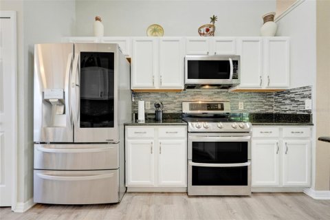 House in Groveland, Florida 4 bedrooms, 169.27 sq.m. № 1626261 - photo 16