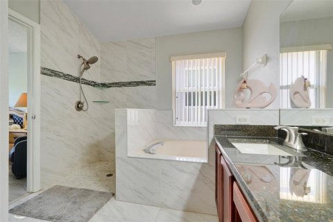 House in Groveland, Florida 4 bedrooms, 169.27 sq.m. № 1626261 - photo 28