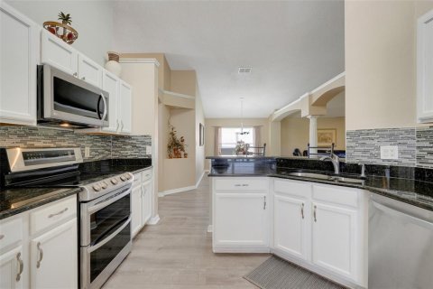 House in Groveland, Florida 4 bedrooms, 169.27 sq.m. № 1626261 - photo 18