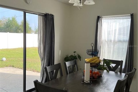 House in Ocala, Florida 3 bedrooms, 102.38 sq.m. № 751653 - photo 5