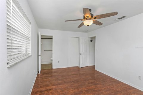 Casa en venta en Clearwater, Florida, 3 dormitorios, 125.14 m2 № 1917652 - foto 19