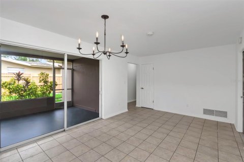 Casa en venta en Clearwater, Florida, 3 dormitorios, 125.14 m2 № 1917652 - foto 10