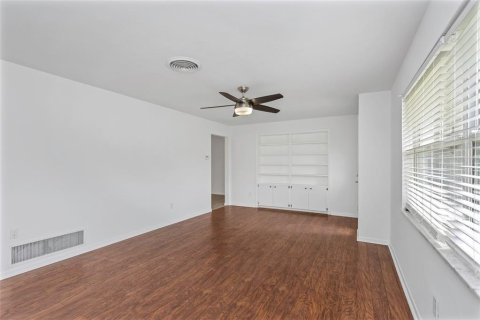 Casa en venta en Clearwater, Florida, 3 dormitorios, 125.14 m2 № 1917652 - foto 6