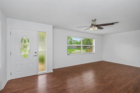 Casa en venta en Clearwater, Florida, 3 dormitorios, 125.14 m2 № 1917652 - foto 3
