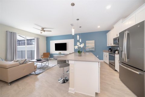 Adosado en venta en Kissimmee, Florida, 4 dormitorios, 177.81 m2 № 1535284 - foto 10